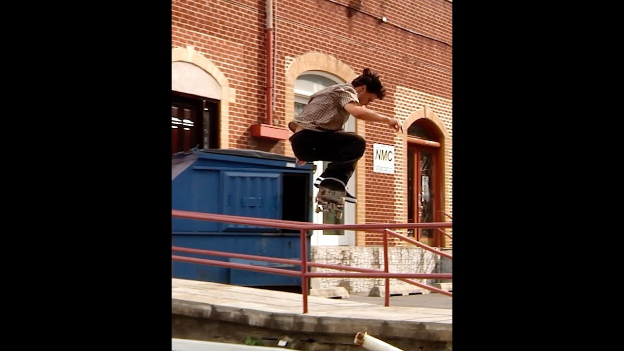 Mason Silva’s HEAVY bs 360 from Real’s “Oval” video 🌀 Full video playing on the Thrasher site 📡