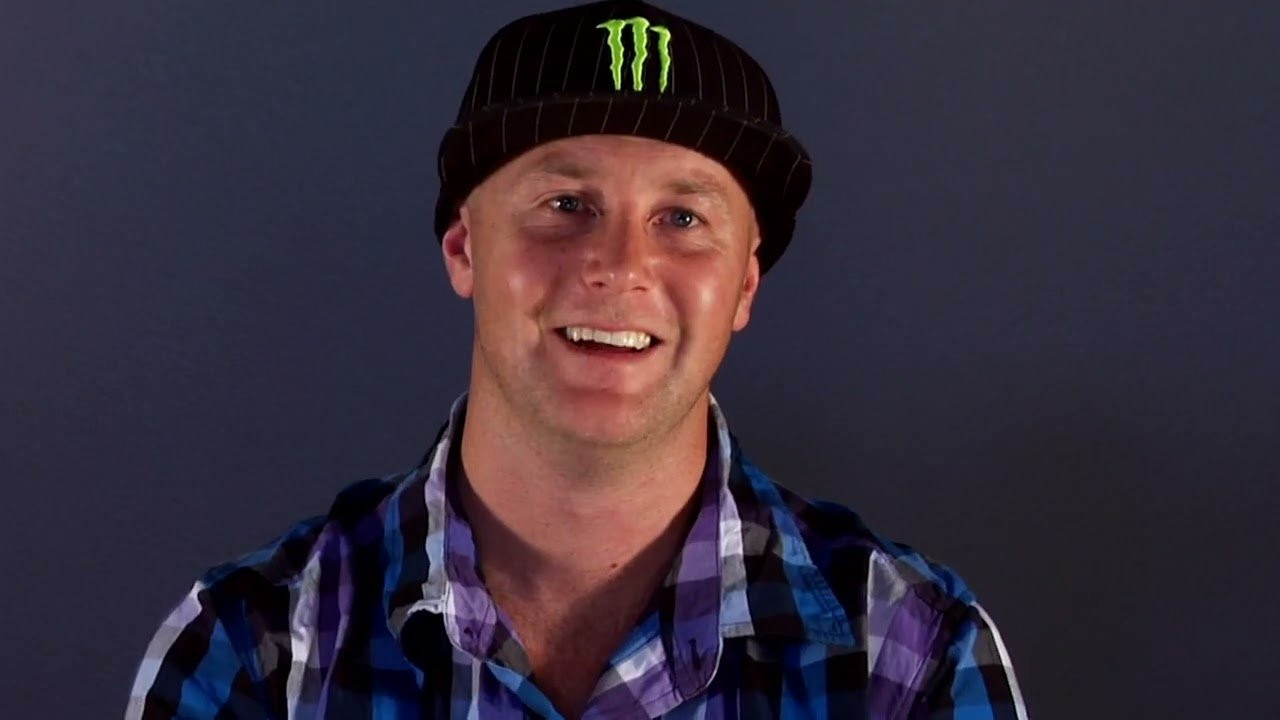 Professional BMXer Cameron White wraps up summer on the farm in Australia with one last Australian road trip before heading to Las Vegas to start his summer in the USA .<br /><br />🛹 Thanks for subscribing! 🛹 https://youtube.com/@FuelTV?sub_confirmation=1<br /><br />Watch more at https://fuel.tv