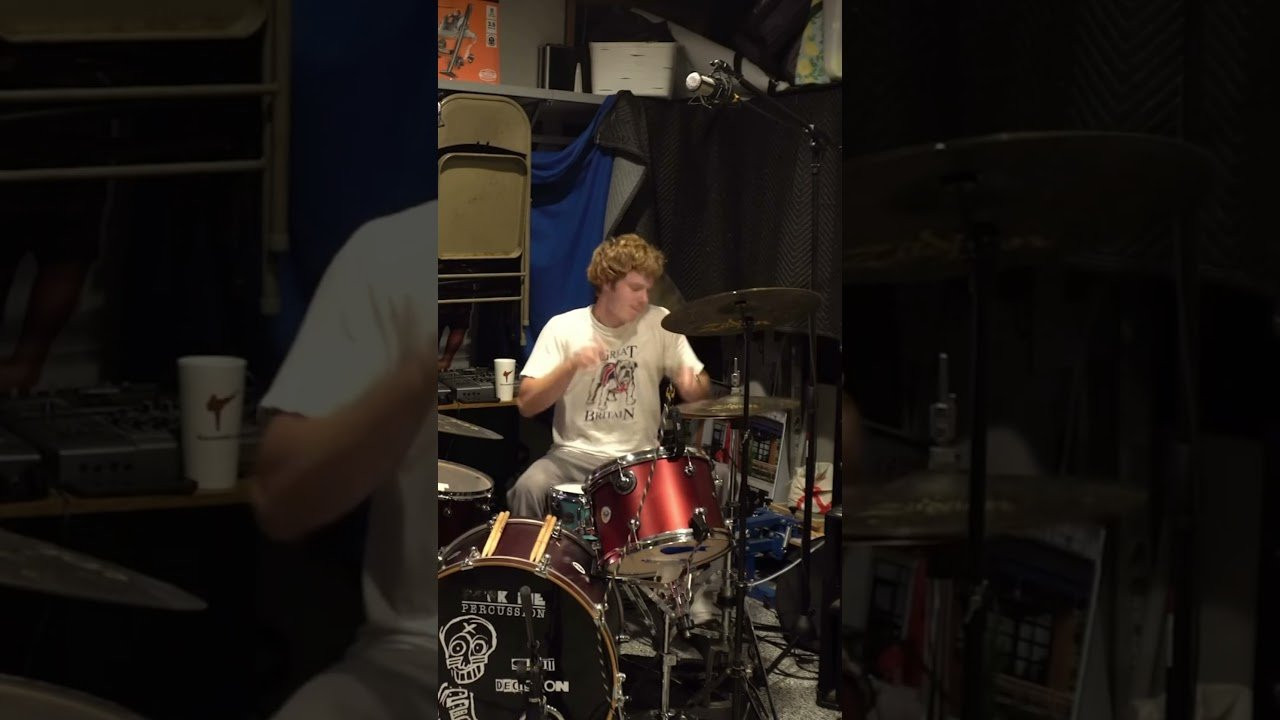 Enjoy the videos and music you love, upload original content, and share it all with friends, family, and the world on YouTube.