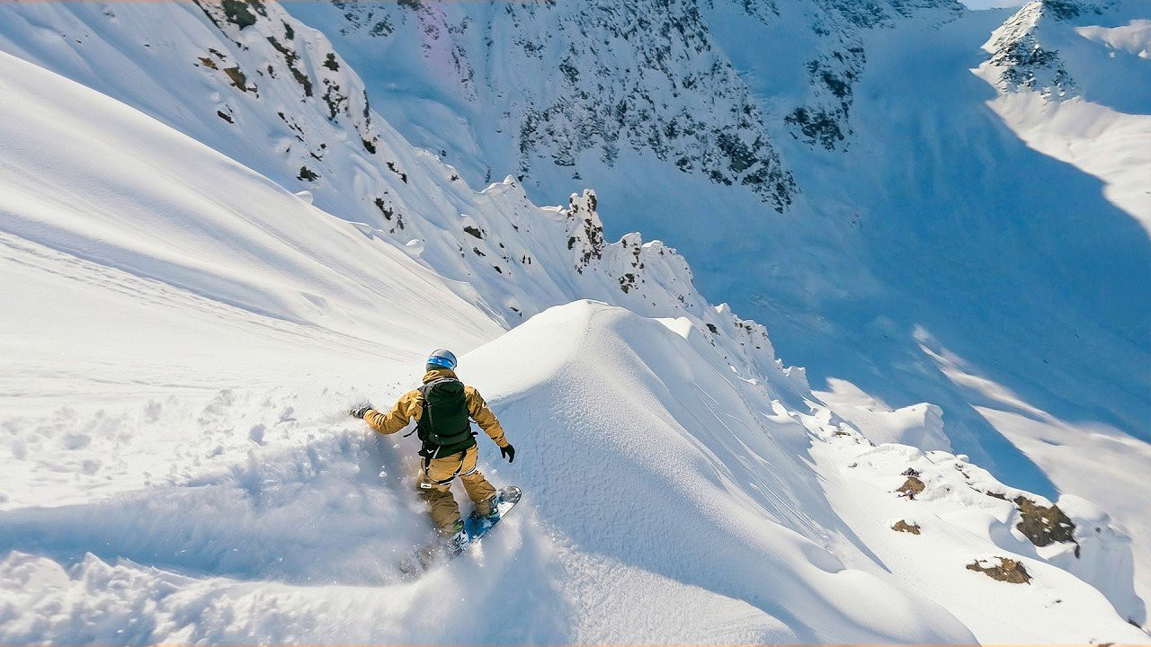 Travis Rice knows the Alaskan Range like the back of his hand, and he’s ticked off most of his dream lines already… but Final Boss was always the one that got away.<br /><br />Deep in the Tordrillos mountains, jump into a mission with Travis and rising star Estelle Pensiero, who’s in for her first AK rodeo.<br /><br />Created by: Big Lift Media<br /> <br />Director: Rose Corr<br />Featuring: Travis Rice, Estelle Pensiero<br />Executive Producer: Circe Wallace<br />Editors: Rose Corr, Joey Searle<br />Cinematography: Sean Aaron<br />Aerial Cinematography: Gabe Kocher, Bryce Prestwich<br />Original Music Composition & Production: Sheena Dham<br />Original Music Performance: Sheena Dham, Sammie Dee Wallinga, Samuél Gonzalez<br />Musical Engineering & Mixing: Sammie Dee Wallinga<br />Finishing Services: Cosmic<br />Color: Dan Olsen<br />Post Production Audio Mixing: Jason McDaniel<br />Music Supervision: Courtney Jenkins<br />Vibe Consultants: Isabella Franca, Willie McMillon<br />Special Thanks: Third Edge Heli, Women’s Audio Mission<br />Guiding Leadership: Brad Cosgrove, Steve Hall, Jeff Hoke, Nick Langowski, Eric Layton, Scott Newsome, Pete Ostroski<br />High Council: Brett Gilleland<br />Umami Maestro: Micah Miller<br />Pilot: Josiah Freeman<br />___<br />Experience the world of Red Bull Snow like you have never seen it before. With the best snow action sports clips on YouTube and original series, from skiing to snowboarding, prepare for your "stoke factor" to be at an all time high.<br /><br />Subscribe to Red Bull Snow on YouTube: https://win.gs/SubToRedBullSnow<br /><br />Get the FREE Red Bull TV apps for all your devices: https://go.onelink.me/351027264/35a30660<br /><br />Red Bull Snow on Facebook: https://www.facebook.com/RedBullSnow/<br /><br />Red Bull Snow on Instagram: https://www.instagram.com/redbullsnow<br /><br />Red Bull Snow on TikTok: https://www.tiktok.com/@redbullsnow