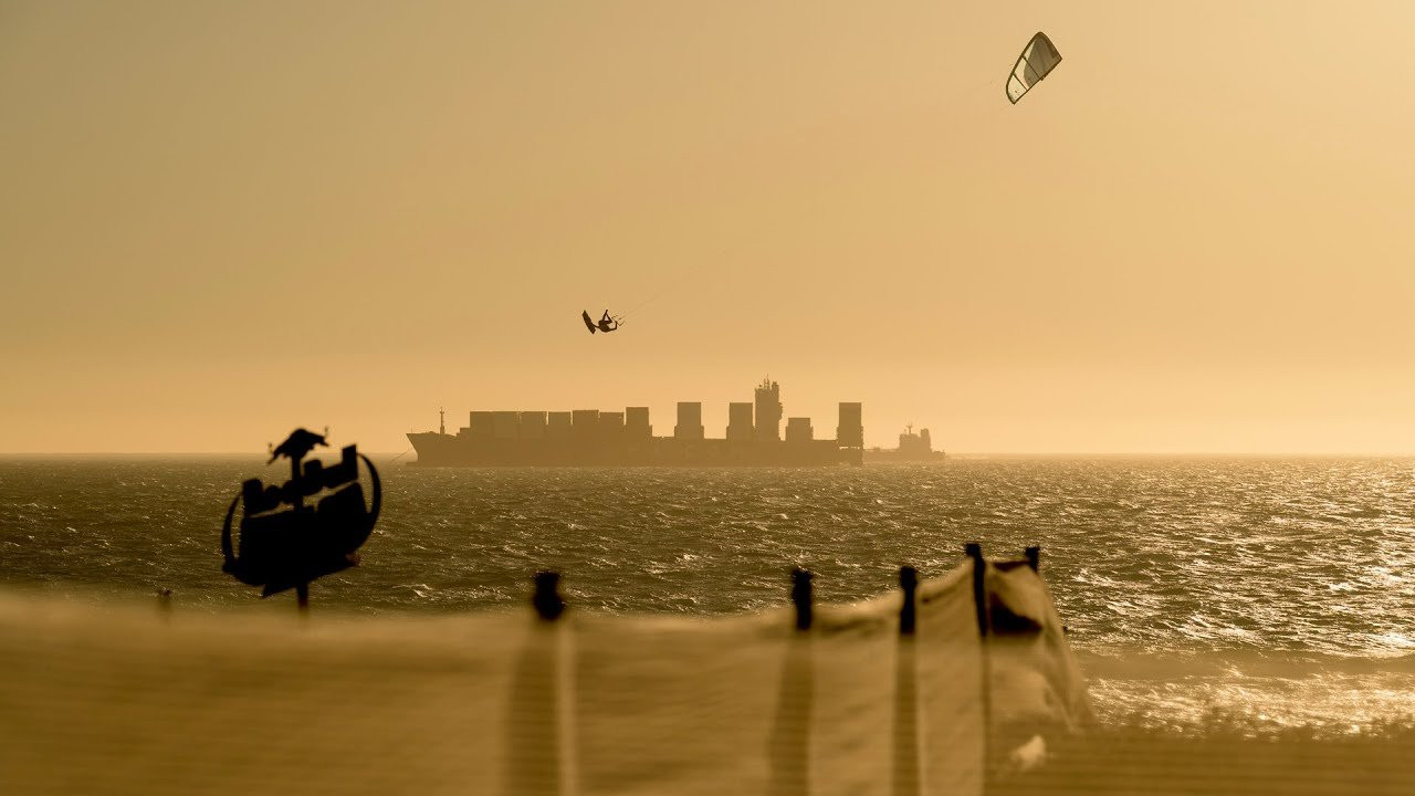 Lorenzo Casati and Nathalie Lambrecht have claimed the prestigious 2025 Red Bull King of the Air title, held at Kite Beach in Bloubergstrand, South Africa.<br /><br />In a sport often driven by youthful bravado, raw talent and deep family roots, Sunday's Open Division final delivered a moment kiteboarding fans won't soon forget: two brothers going head-to-head for one of Big Air's most coveted titles.<br /><br />A historic family showdown<br /><br />The 15-minute, three-rider finale was a blur of powered loops and high-stakes tricks. When the spray finally settled, it was 20-year-old Lorenzo Casati who emerged on top with 34.02 points.<br /><br />His 16-year-old brother, Leonardo, finished just behind with 31.12 - an astonishing result in his event debut.<br /><br />At 16 years, 5 months and 16 days, he also became the youngest finalist in King of the Air history, edging out the previous record set by Jamie Overbeek in 2022. Dutch rider Cohan van Dijk completed the podium with 27.18 points.<br /><br />For much of the heat, it looked like the younger Casati might steal the spotlight. Leonardo kept the pressure high with composed, high-scoring passes that forced his older brother to respond.<br /><br />But Lorenzo - a former champion known for his calm under fire - delivered a decisive KiteLoop-BoardLoop combination, then threw down a massive jump at the 17:39 mark that effectively locked in the win.<br /><br />He added two more tricks at the buzzer for good measure, securing his second King of the Air crown.<br /><br />"It's the best to share it with my brother and father - a dream come true," Lorenzo said, fighting back emotion. "I'm even more motivated to push with my brother in the water. I have to thank my dad, and thanks to my sponsors and the public here."<br /><br />On the beach, their father watched a moment years in the making - a family dream transformed into kiteboarding history.<br /><br />Women's Division: A razor-thin finish<br /><br />While the Open final delivered a storybook family moment, the Women's Division came down to sheer competitive grit.<br /><br />Sweden's Nathalie Lambrecht narrowly clinched the title with 26.92 points, edging the Netherlands' Zara Hoogenraad by just 0.55 - one of the tightest margins the event has ever seen. Slovenia's Lana Herman, a late-stage injury replacement who became a crowd favorite, claimed third with 23.73.<br /><br />Hoogenraad, appearing in her second consecutive final, pushed Lambrecht to the limit. But Lambrecht's consistency and technical precision - underscored by a standout 7.52-point KiteLoop Board Off - proved just enough to secure the crown.<br /><br />"This is amazing," Lambrecht said afterward. "Thanks to my coach, my sponsors… I'm still trying to take this all in."<br /><br />Herman's unexpected podium run capped one of the event's most uplifting storylines, showing how preparation and perseverance can turn opportunity into achievement.<br /><br />Footage: Red Bull<br /><br />Full story:<br />https://www.surfertoday.com/kiteboarding/lorenzo-casati-and-nathalie-lambrecht-win-2025-red-bull-king-of-the-air