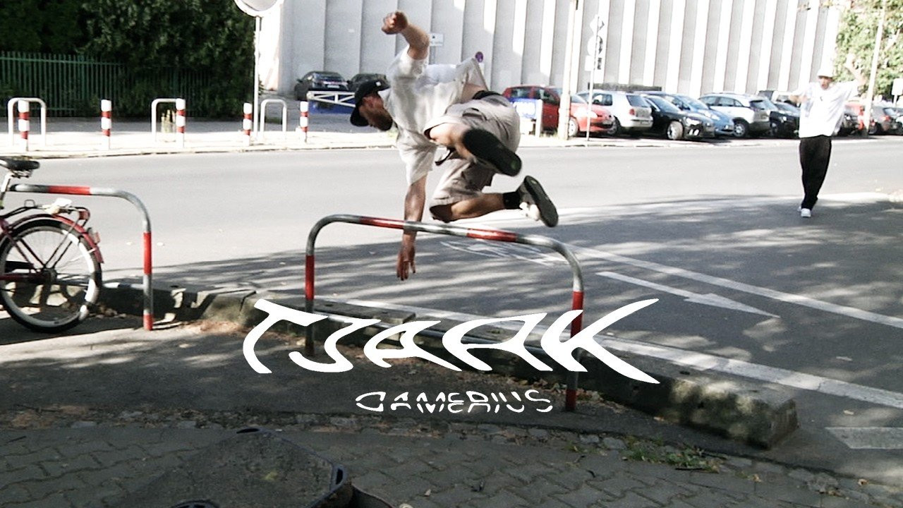 Tjarks first video part after skateboarding for 15 years now, was filmed in Barcelona, Warsaw, Krakow, Copenhagen, Hamburg and in his hometown Kiel in a time span of 1,5 years. The video idea shaped itself after visiting his hometown and long term friend Timo Meier in Barcelona 2024, starting to get a fundament of footage there. Tjark was getting in contact with Frederick Schneider in BCN 24 too, with who he was finishing the project with a long trip to Poland, getting clips at the iconic looking Palas spots (looking like an American plaza in Washington or Philly) this summer and some missions in Copenhagen. Also wanting to represent his hometown Kiel, he got some clips there with the local filmer friends.<br /><br />Tjark would like to thank everyone involved in the project, filmers & friends, especially the Cleptomanicx fam with Henning Tapper and Jörg Bruns. Big love to Frederick Schneider for editing the part and all his sponsors and local shop Support Skateshop for the long term support. <br /><br />a video by Frederick Schneider <br /><br />filmed by: Timo Meier, Frederick Schneider, Pawel Horzela, Nelles Arp, Harry Bulgrin, Frosch, Katja Michelle & Ole Schalla<br /><br />titles by: Tjark Damerius<br /><br />More from us:<br />website // https://bubbleskatemag.com/<br />instagram // https://www.instagram.com/bubbleskatemag/<br />tiktok // https://www.tiktok.com/@bubbleskatemag