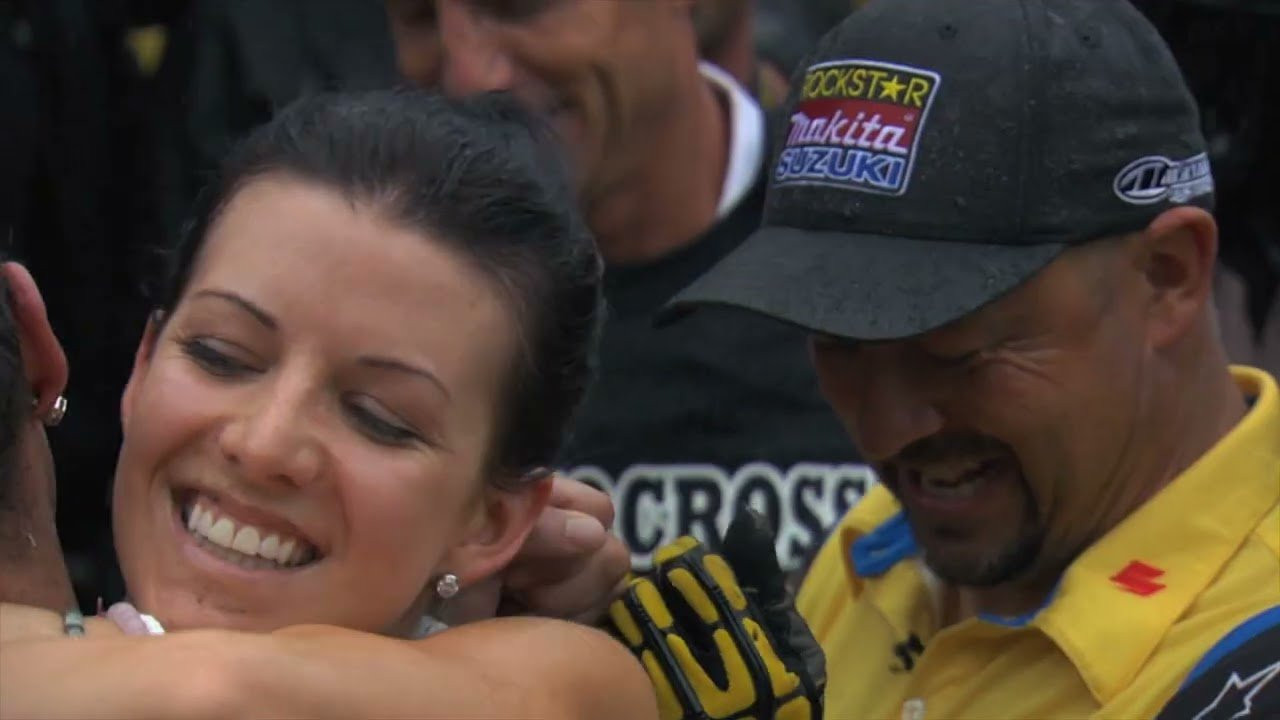 The Alessi family reflects on last motocross season, 2009 champion Chad Reed fights to stay on top, and Ryan Dungey is fresh off his Supercross tile win.<br /><br />🛹 Thanks for subscribing! 🛹 https://youtube.com/@FuelTV?sub_confirmation=1<br /><br />Watch more at https://fuel.tv