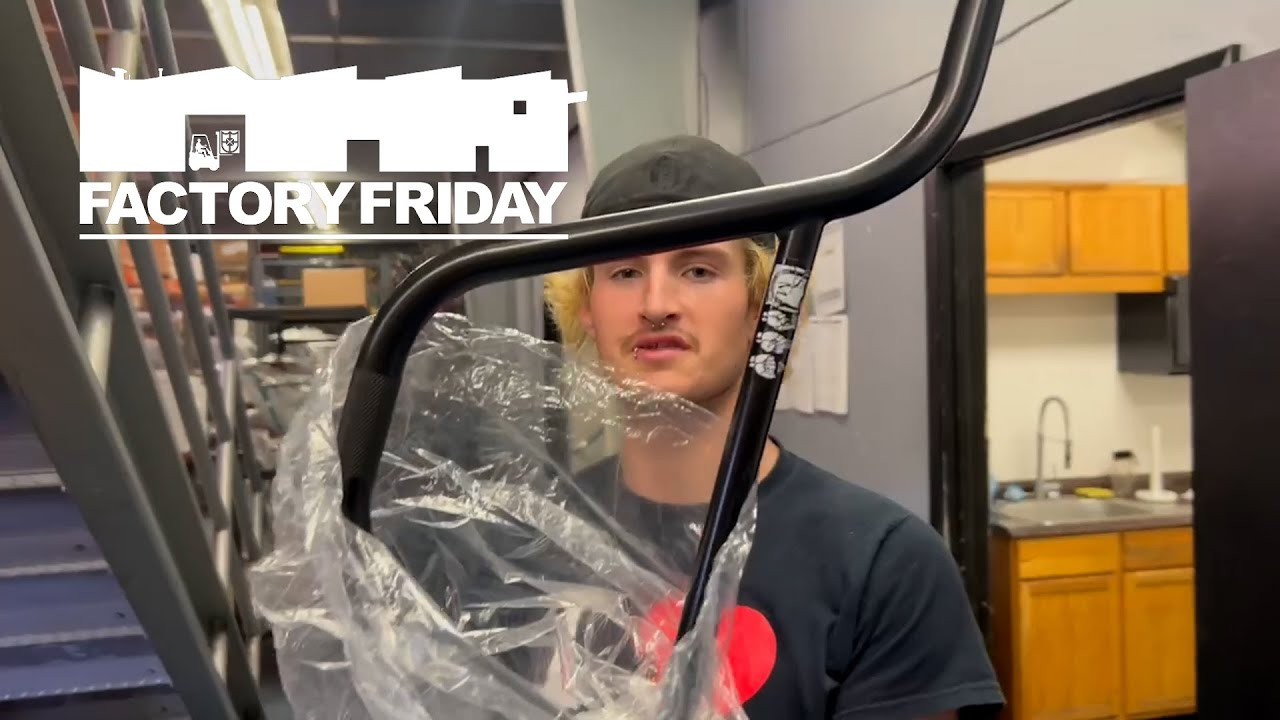 Aryei grabs a fresh pair of his sig REA bars, Gio stickers up those other bars we've been talking about the past few weeks (grab em at your local shop or get the chromies here: https://thebuildingdistro.com/product/sm-4-piece-castillo-bar), Jaime shows you what he's runnin' on his big bike and -- among other things --Brandon and Steven share the deets on how to get your paws on a Limited Edition Rambler Seat between now and next Factory Friday! <br /><br />Raffle tickets available here: https://www.zeffy.com/en-US/ticketing/sandm-bikes-rambler-seat-raffle
