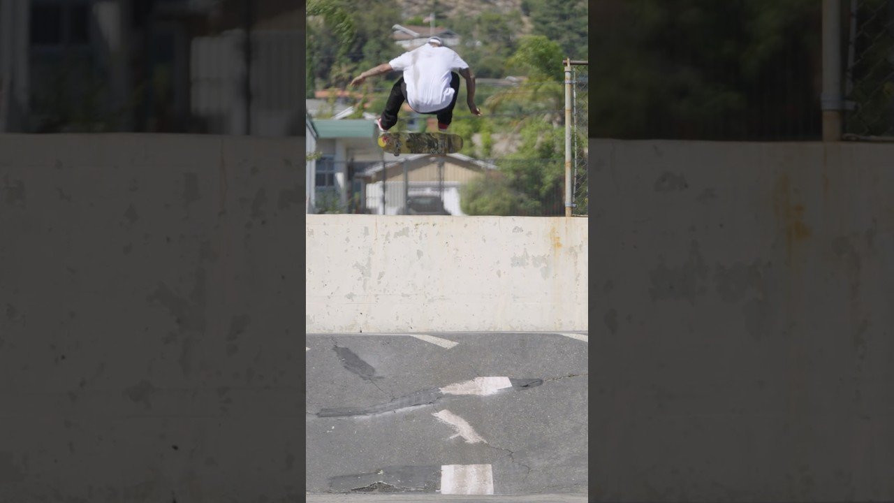 Ryan Sheckler huge Frontside Flip from his Lifer part.