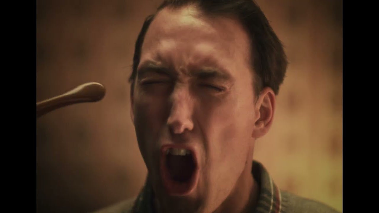 After another year of mayhem, the Vans family decided that this holiday they’d take it easy and plan a quiet, more traditional get together.<br />The dinner was prepped, stockings hung and finishing touches being made to decorations. Being left in charge of the Vans family home our skaters seemed to have everything under control… that was until a few friends started showing up...<br /><br />Featuring Vans athletes: <br />• Rory Milanes<br />• Danny Brady<br />• Helena Long <br />• Jordan Thackeray <br />• Notis Aggelis <br />• Chris Pfanner<br />• Jake Snelling<br /><br />Credits : <br />Directors : Jack Lammas & Ed Hubert <br />Production : Control Tower Productions<br /><br />Watch the full story and explore more via @Vans_Europe and our website: https://www.vans.com/en-gb/news/vans-holiday-house-party