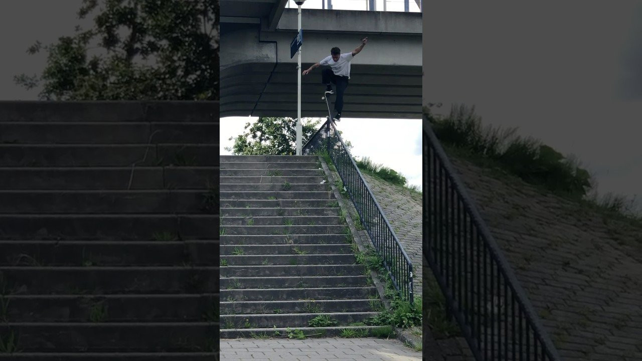 Notis Aggelis crook pops into the bricks 🧱