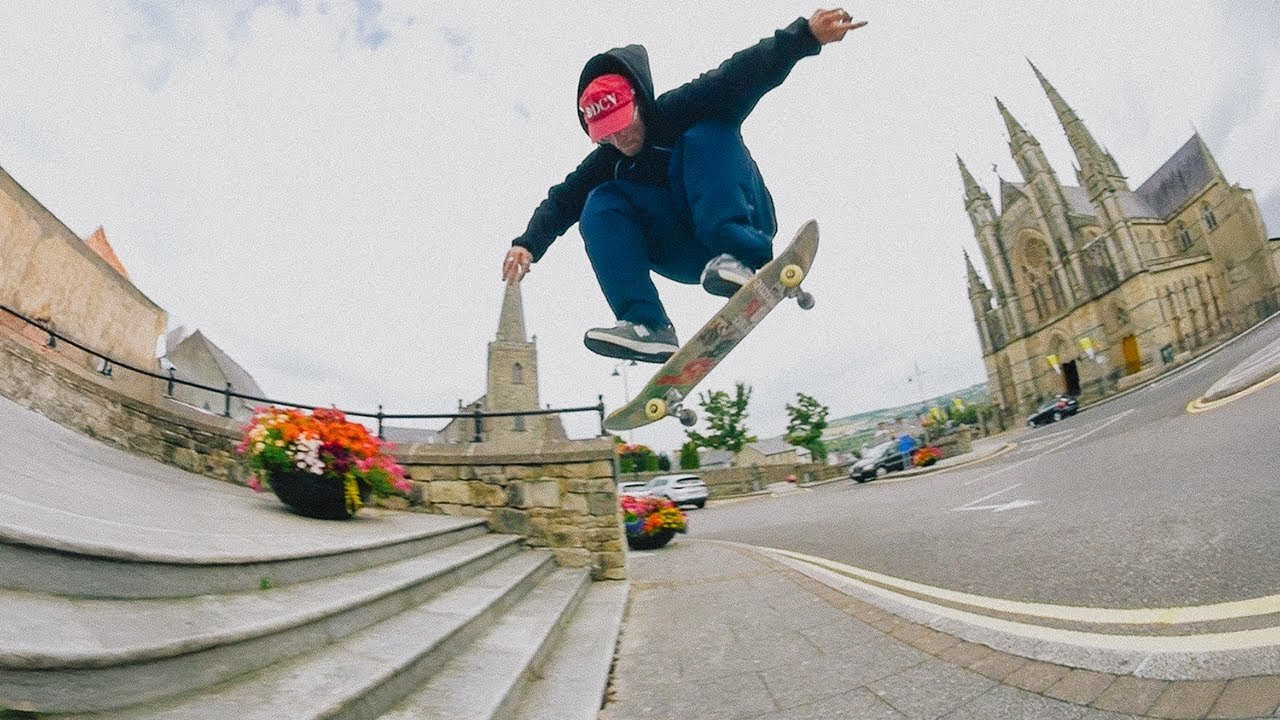 Featuring Dale Starkie, Dee Collins, George Bartholomew, Jazmine Lematy and Fred Ryan.<br /><br />Filmed by Ryan Gray, Josh Hallett and Tommy May <br /><br />Edited by Ryan Gray and Sam "Blinky" Hutchinson<br /><br />Track 1 music: "Doublevision" by PC World