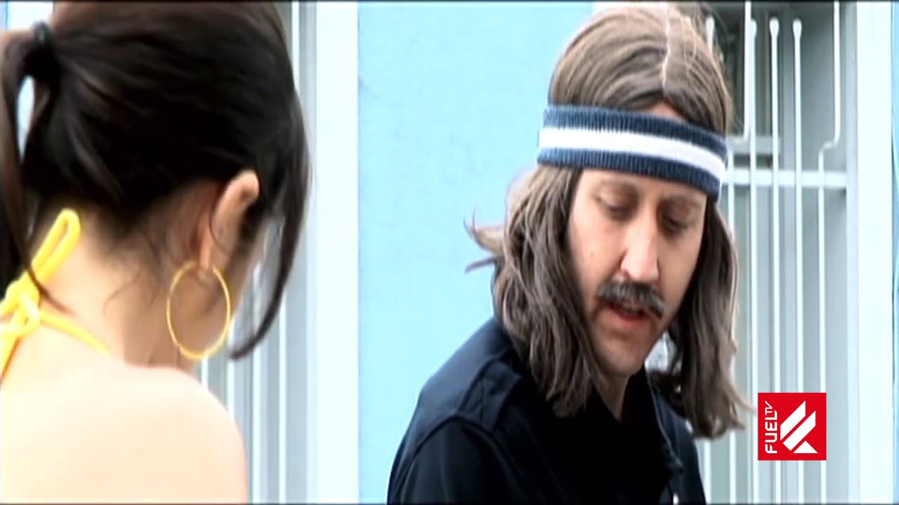 A washed up pro rollerskater is recruited to delve into the skateboard scene and bust the pushers of a potent new soft drink that's making kids a little too extreme. A narrative film parody of extreme sports shot in Los Angeles.<br /><br />Starring: #zanderschaus #gregoryleekenyon #arthurgadsby #andrewgraves #ericleehobbs #brettnewton<br /><br />#fueltv #fueltvoriginal #actionsports #rollerskating #skateboarding #fullmovie #freemovie #teamextreme