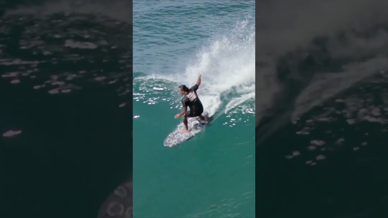 📼 SPLEEBASING<br /><br />🏄‍♂️ Braiden Maither, Peter Labrador, Derek Cuevas<br />🎥 Kamala Maither, James Christian Mcgrew<br />🎞️ Braiden Maither<br />🎨 Jaxon Falconer<br />📐 J.splee Surfboards Hawaii<br />🎪 TransmitGoods<br />🏝️ Maui, Hawaii<br />⏱️ 8min<br />🗓️ 2025