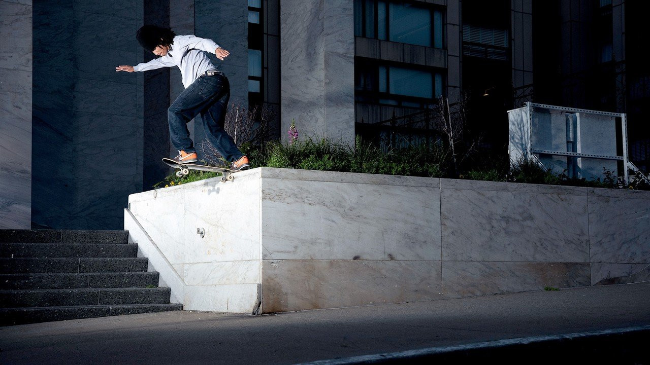 For a San Francisco-inspired colorway, it only made sense to partner with DLX Skate Shop to help tell the story.<br /><br />Featuring Rob Bootes, Anthony Del Togno Armanasco, and Xavier Frazier.<br /><br />Video by Coy Thompson<br /><br />The SB Dunk Low "Fast Pass" is available Friday, February 6 at DLX Skate Shop and other San Francisco Bay Area retailers and Saturday, February 7 in select skate shops globally.<br /><br />Find a shop near you: https://www.nikesb.com/shops<br />Follow DLX Skate Shop: https://www.instagram.com/dlxskateshop<br /><br />More from Nike Skateboarding<br />Official website: https://www.nikesb.com/<br />Instagram: https://www.instagram.com/nikesb <br />Twitter: https://twitter.com/nikesb