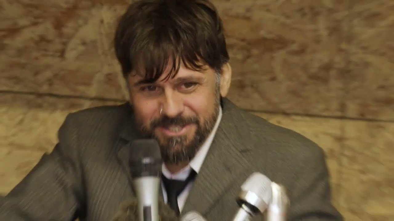 "sometimes lost love makes its way back home"<br /><br />Louie Barletta got enjoi back. <br /><br />jacuzziunlimited.com/pages/enjoi<br /><br />Filmed & Edited by Luis Arnold