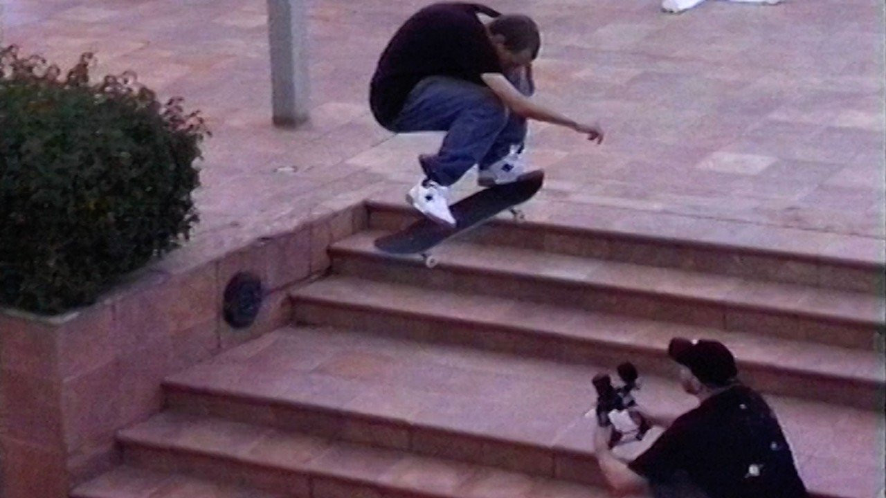 Filmed and edited by Dan Magee<br /><br />Featuring Andrew Verde, Will Sheering, Charlie Munro, Dee Collins, Flo Mirtain, Henry Fischer, Massimo Cristofoletti, Davide Holzknecht & Lucas Amador