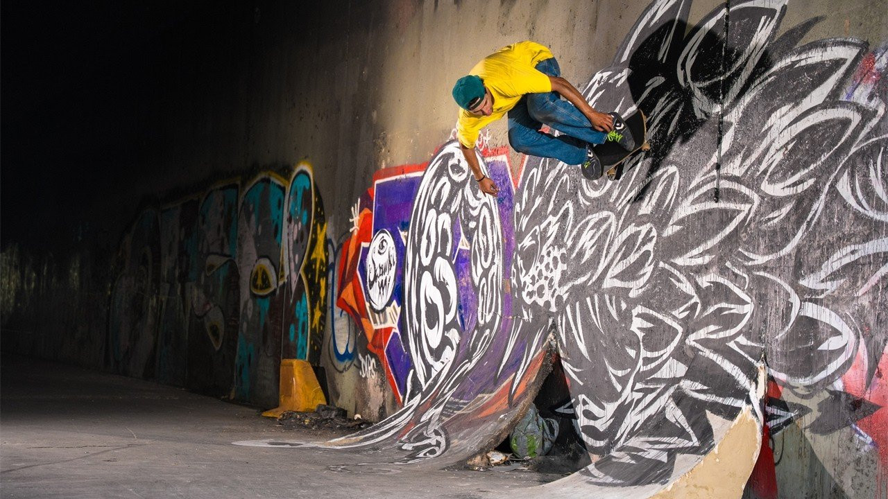 Polish artist Pawel Swanski brings his unique art to Vincent Alvarez’s Panther one-off deck. The two directly collaborated on this one, merging Swanski's creative vision with Vincent's street style.<br /><br />Vincent's "Panther" one off deck is now available at skateshops and https://crailtap.com/collections/panther<br /><br />Follow Crailtap on Instagram: http://instagram.com/Crailtap<br />Daily Content and More!: http://Crailtap.com<br />Like Crailtap on Facebook: http://fb.com/Crailtap