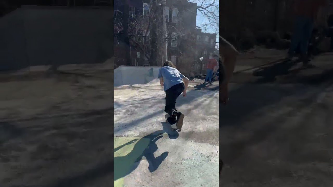 Evan takes a lap at a local DIY in the OG Cats.<br /><br />Now available in finer skateshops worldwide & ipath.com<br /><br />#ipathskateboarding #skateboarding #ipathfootwear #evansmith #diy #ledgeskating