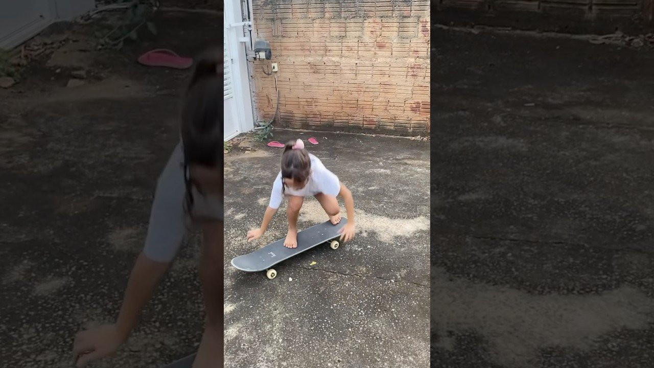 Follow her for more! 👉 https://www.instagram.com/annaclarask8?igsh=NTc4MTIwNjQ2YQ==