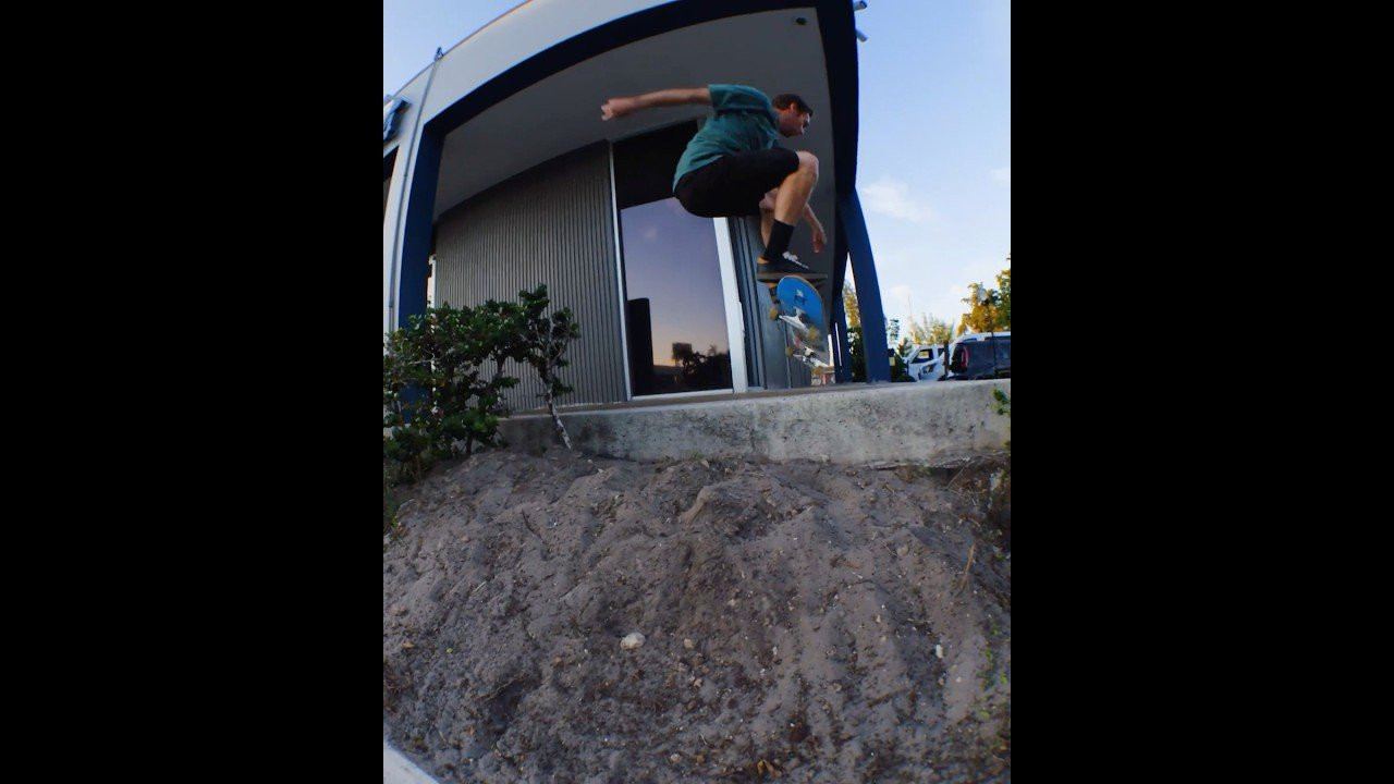 We hit the road with New Balance for a whirlwind tour across the States. Foy, Tiago and the top-notch team put on an unforgettable show, demolishing every spot and demo in their path.