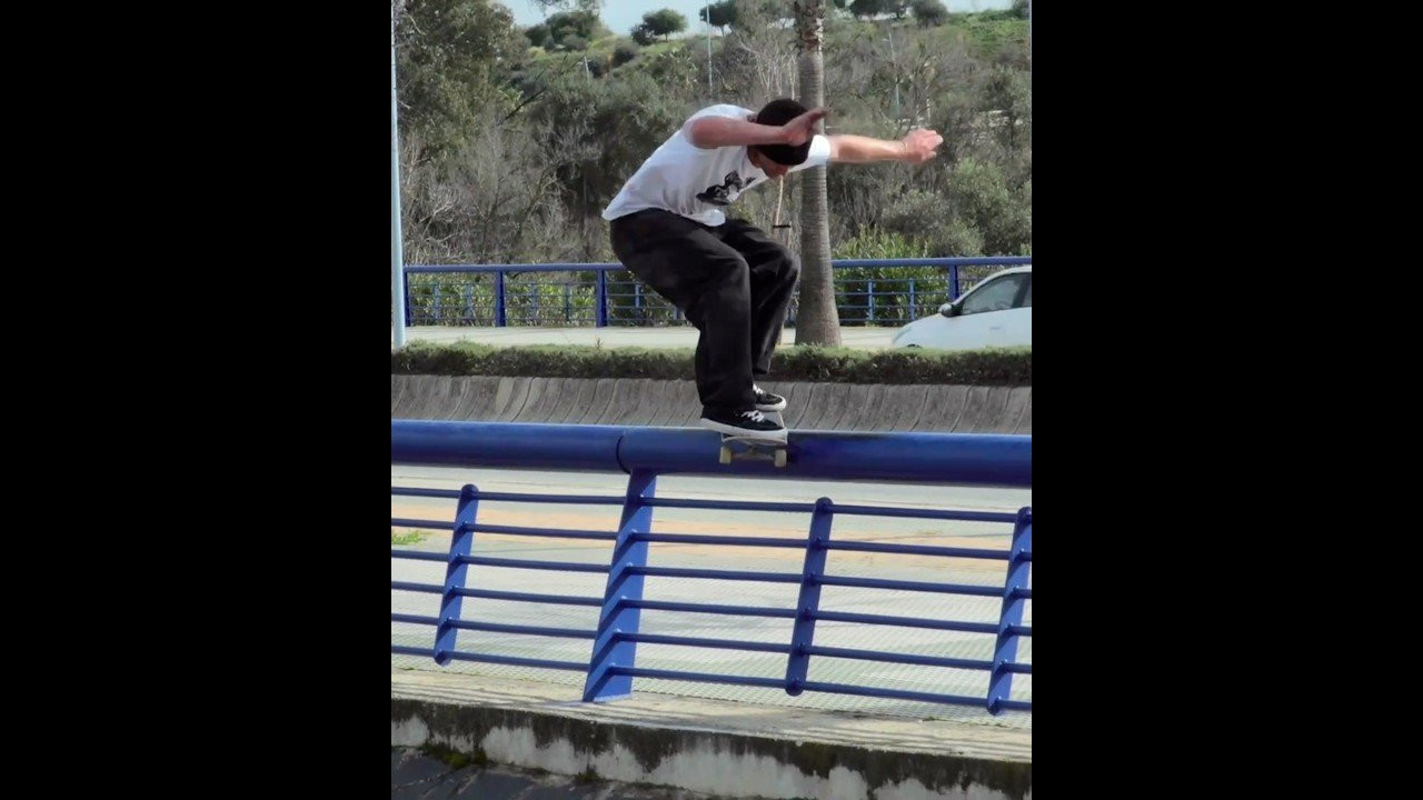 👉🏽 Rob Pace brings it in Volcom’s “Microwave” video 📼 Now playing on the Thrasher site 📡