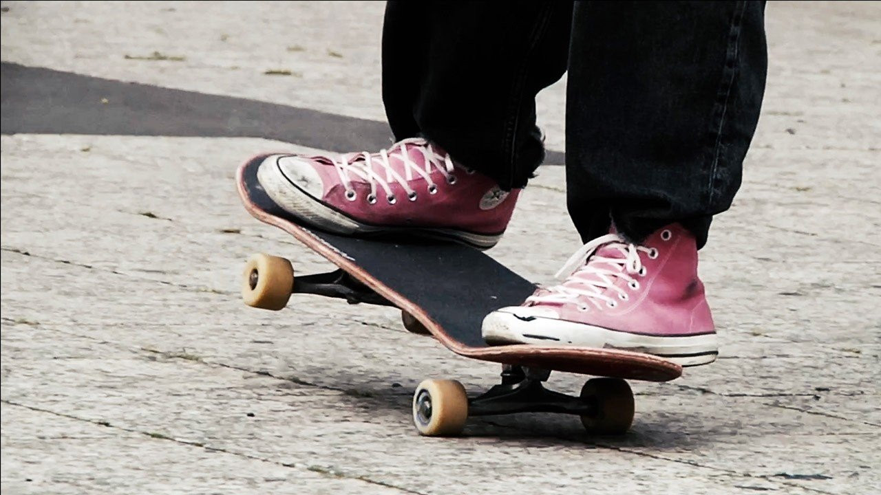 Over the last two years, Damian Gribl filmed this video in Frankfurt am Main featuring Christian Kessler (aka Kert), Matthias Ellinger (aka Mocki), Zack Crisostomo, Elias Peter, Kyle Kheswa, and Pierre Masek. Some of the spots they chose were far from ideal, whether due to being DIY, temporary, or due to tight security – yet the guys managed to pull off tricks there anyway. Doing so leaves a certain “aura” at the spot, sparking conversations for weeks. That’s how the name "Cheeky Legends" was born!<br /><br />More from us:<br />website // https://bubbleskatemag.com/<br />instagram // https://www.instagram.com/bubbleskatemag/<br />tiktok // https://www.tiktok.com/@bubbleskatemag