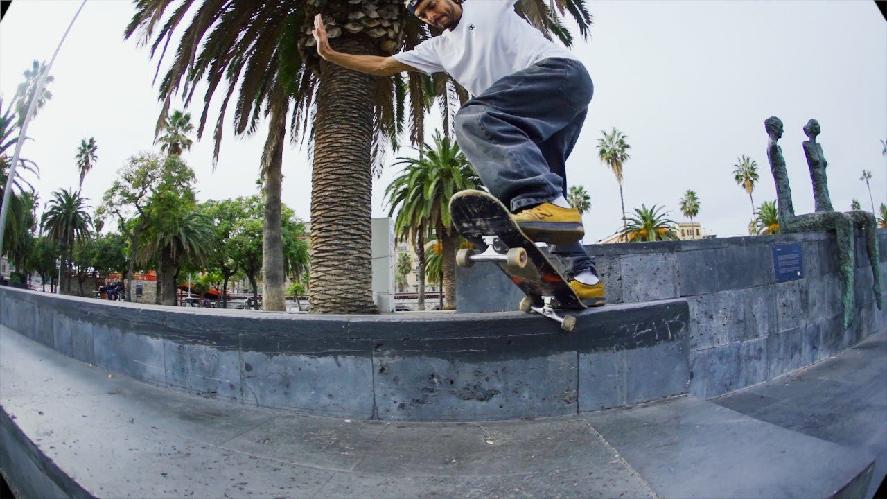 São Paulo to Barcelona, Bruno puts his unique bag of tricks on display. Always stoked on new footage of him. <br /><br />Filmed by Adonis Perfeito, Cadu Azevedo, Diego Charpenel, Enrico Napoli, Fernando Denti, Hernando Ramirez, Lorran Freitas, Marcos de Souza, Martin Quintairos, Osvaldo Junior, Progreso Skateboarding.<br /><br />Edited by Adônis Perfeito