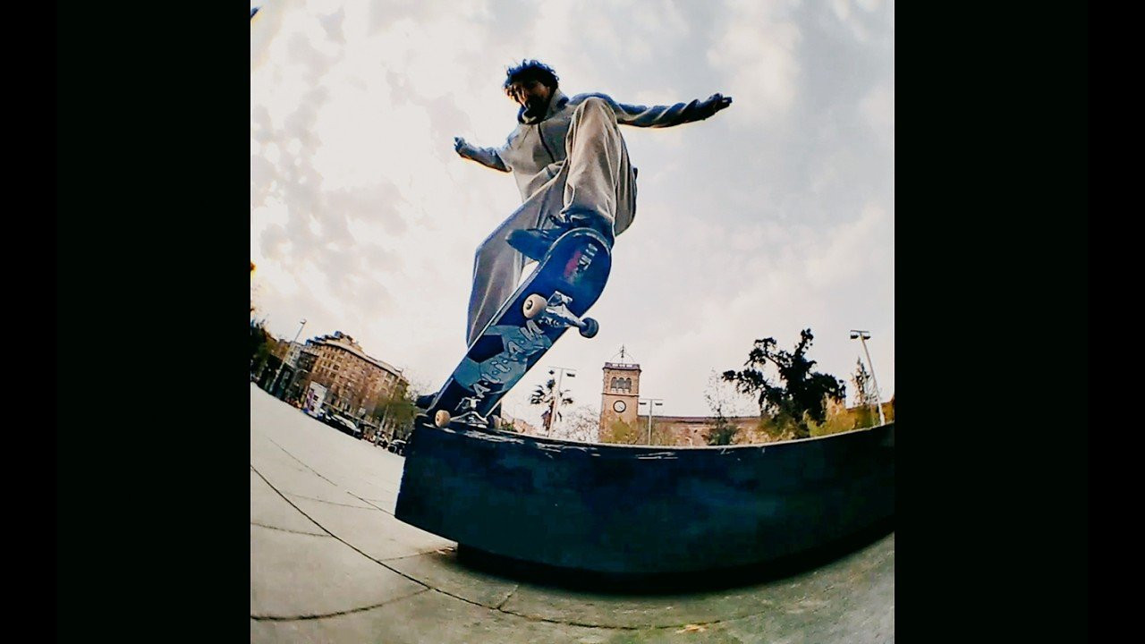 With Tom Snape, Matheus Du Bronks, Marek Zaprazny, Dan Fisher, Benny Goldman, and Francisco Rios.<br /><br />https://www.instagram.com/khm.air/