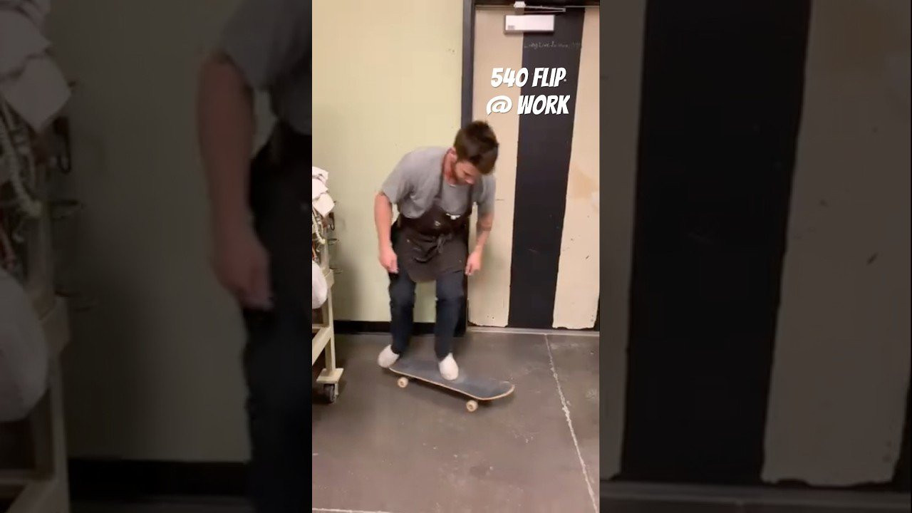 Follow em for more! 👉 https://www.instagram.com/icelandiceman?igsh=NTc4MTIwNjQ2YQ==