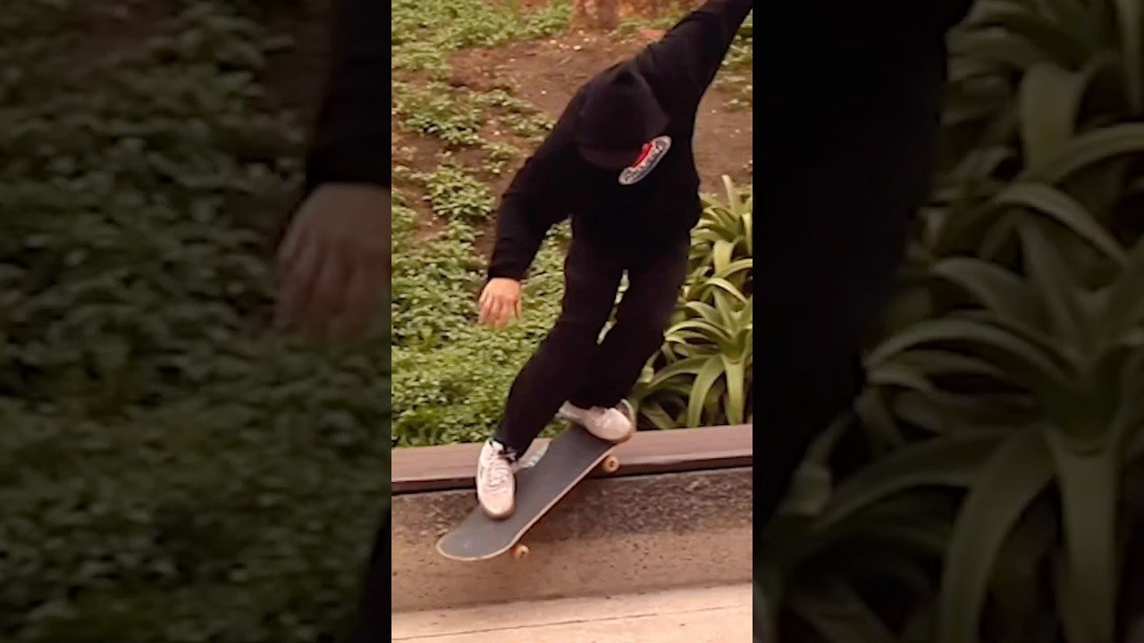 Back smith gap back smith kickflip<br /><br />Follow em for more! 👉 https://www.instagram.com/jordanmaxham?igsh=NTc4MTIwNjQ2YQ%3D%3D&utm_source=qr