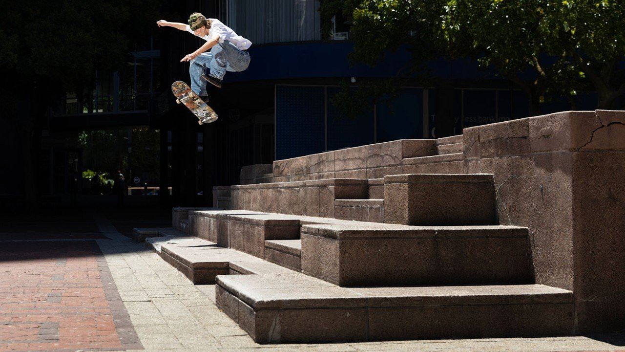 Filmed in South Africa by Andréa Dupré.<br /><br />Featuring Marci Rodrigues, Alex Williams, Justus Kotze, Thalente Biyela, Kyle Kheswa, Ethan Cairns, Yann Horowitz and more.<br /><br />Thumbnail image: Marci Rodreges, switch 360 flip Grant McLachlan.<br /><br />Supported by https://baselineskateshop.com/