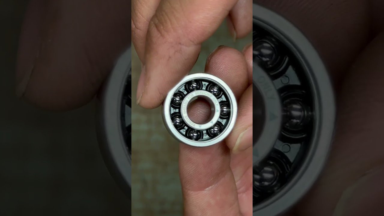 AF1 Ultimate Performance Bearings.<br /><br />The best specs in the biz and feature the only flexible shields for maximum durability and ease of service.