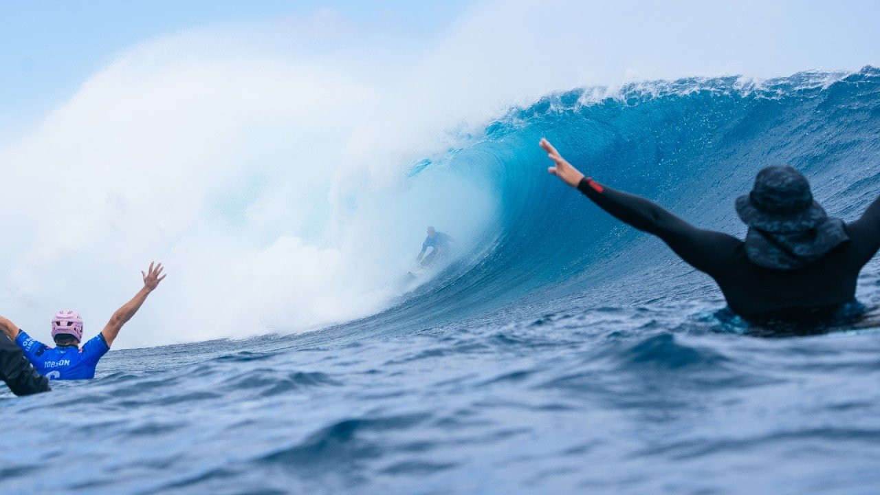 A titanic face-off between 11-time World Champion Kelly Slater and three-time World Champion Gabriel Medina ended in a convincing victory for Slater, though it didn't start out that way.<br /><br />While Medina opened with solid opening numbers in his scoreline for mistake-free surfing, Slater fell on multiple waves before finally locking in a 7.00.<br /><br />That was just a prelude; however, the 54-year-old Event Wildcard soon delivered a pair of deep, dramatic barrels in the 9-point range to post a near-perfect 19.06 (out of a possible 20) heat total.<br /><br />In a combination situation after Slater's best number, a 9.73, Medina fought back with a 7.67, before Slater's second near-perfect score placed the Brazilian right back in it with five minutes remaining.<br /><br />A long, less powerful barrel from Medina in the final moments earned his best number of 8.43, but the clock wound down with the two-time event winner in need of two fresh scores.<br /><br />Defeating Medina for just the third time out of 11 matchups, the heat win was a meaningful one for Slater, despite only coming in Round Two, especially as one of those losses to Medina was their only previous meeting in Tahiti, the 2014 Final.<br /><br />Slater's heat total marks his personal highest since his last victory at Teahupo'o in 2016, which also included his second of two perfect 20 heat totals at the location.<br /><br />"I definitely had to settle in. I knew going against [Gabriel Medina], he's just so savvy as a competitor. I tried to push a bit deeper," Slater said.<br /><br />"I started doing breathing exercises, calming down, and getting the heart rate down. Part of me was thinking he'd come back, and part of me was thinking it would be super cool if he did, because it would make the heat such a good story."<br /><br />"But I settled back out there and went, 'Let's think about putting him in a combo situation. Let's maximize what's out here as opposed to just surfing a smart heat.' Everyone knows Gabe's been through a lot lately, highs and lows."<br /><br />"We've become good friends, and I really appreciate his surfing and his career. It's tough to come all this way and lose to someone who's not in the Title race."<br /><br />"I'm on the other side of that now, so I feel all those emotions, the toughness of the travel, being away from family. When you have a loss, it sucks. That was a very emotional heat. I almost started crying afterward."<br /><br />"Obviously, you see the comments, a lot of people doubting me or saying they should've given the wildcard to a local, and I get why people say that. Without pressure, you've got no diamonds. It fired me up, and even after all this time, yeah, I have something to prove. I need to go out and show it went to the right guy. I think I can [win this contest]. I think I can. I think I can. I think I can."<br /><br />Slater will next face another two-time event winner in Round Three, when he comes up against defending winner and Olympic Silver Medalist Jack Robinson.<br /><br />Footage: WSL