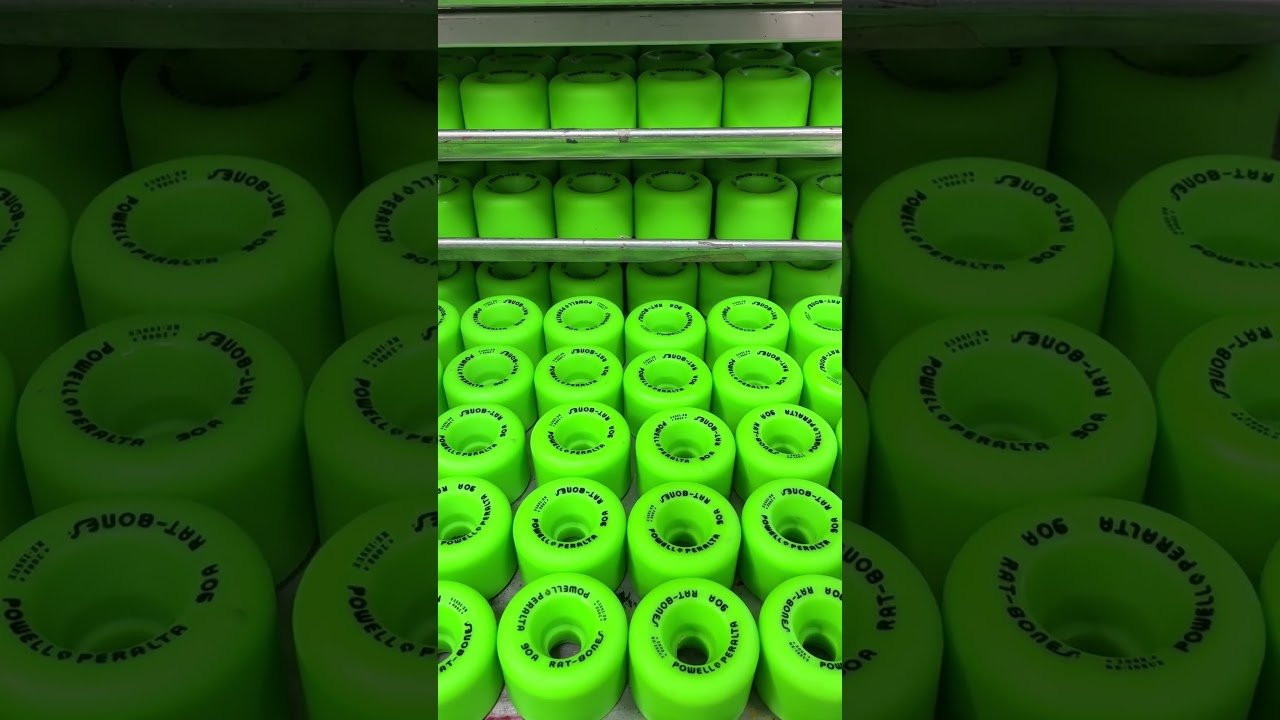 🟢 Rat Bones 90A 🟢<br />60x44mm<br /><br />OG Urethane 90A Formula, sturdy and long-lasting for all terrains. In stock and shipping to skate shops worldwide.