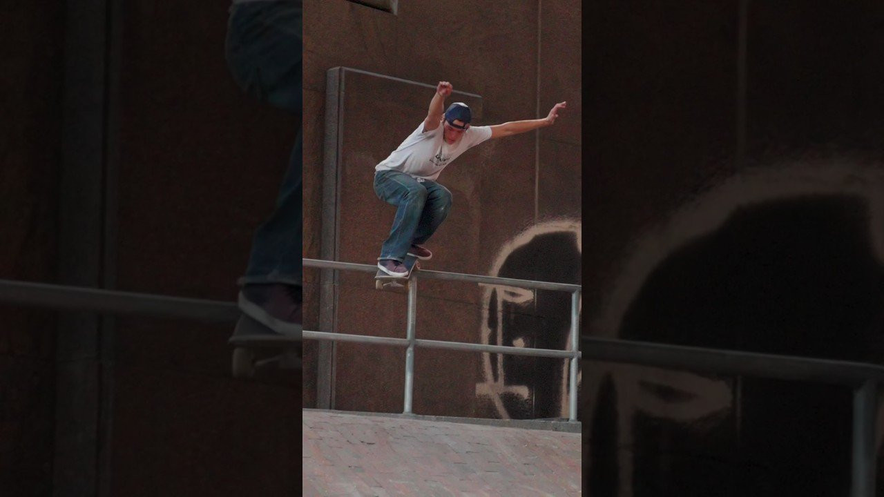 Come skate the event and pay homage to a legendary new york skate spot! #RedBullOrigin