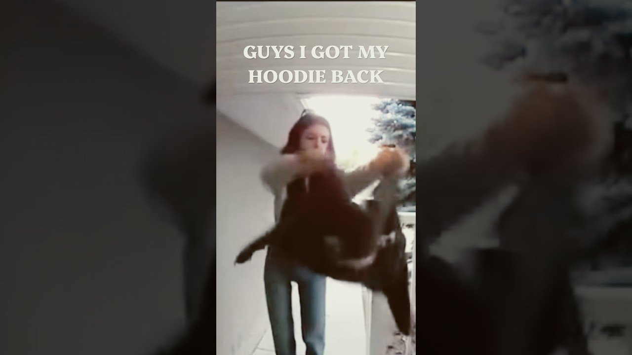 GUYS, MY HOODIE IS BACK!! 💁‍♀️🛹<br /><br />Follow em 👉 https://www.instagram.com/mazneee?igsi=OXYxaWRjcG45dnE0