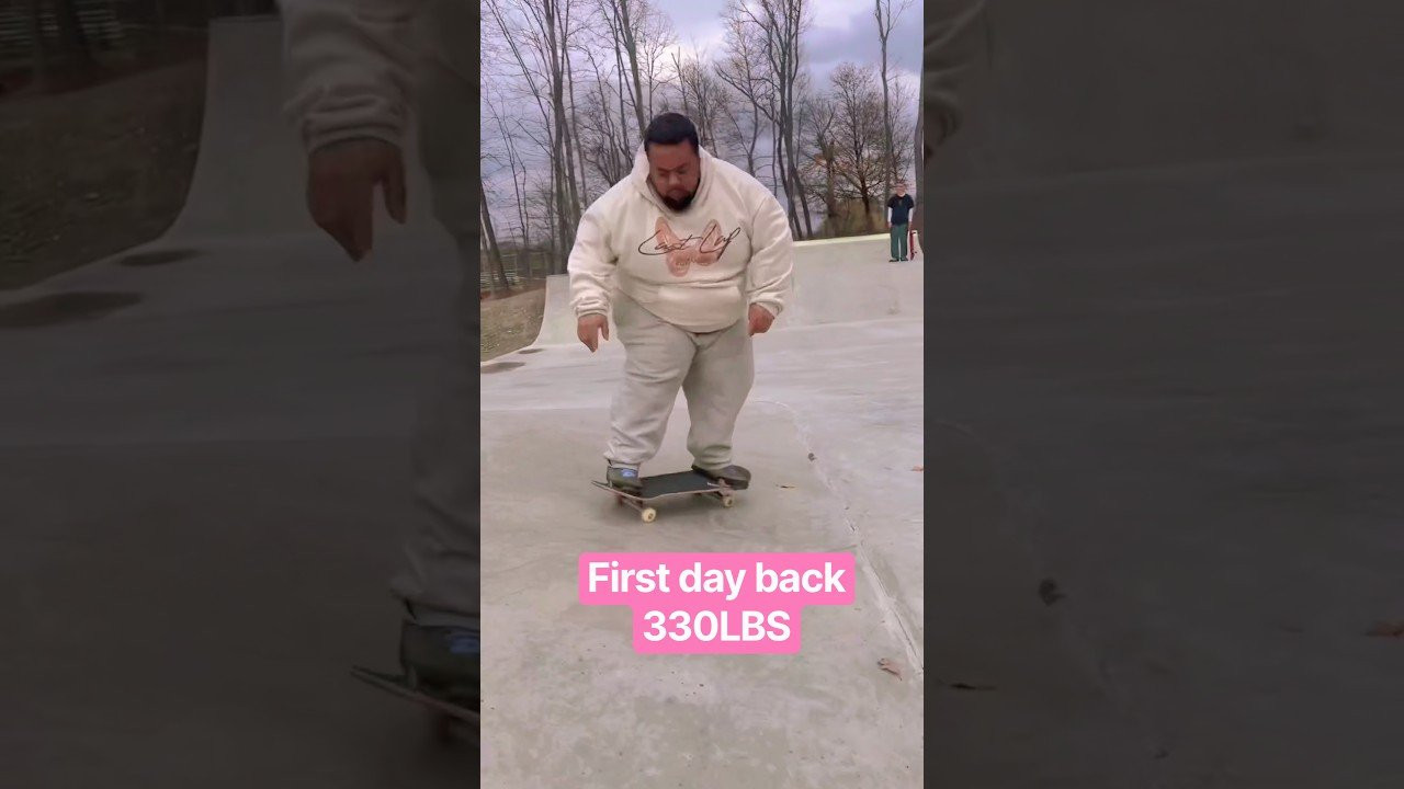 DAY 1 BACK SKATING! ⏳🏋🏼‍♀️<br /><br />Follow em 👉 https://www.instagram.com/heavyweighthogey?stkn=OWt1NXN4Zzl4djRs<br /><br />#shorts #shortvideo #skateboarding