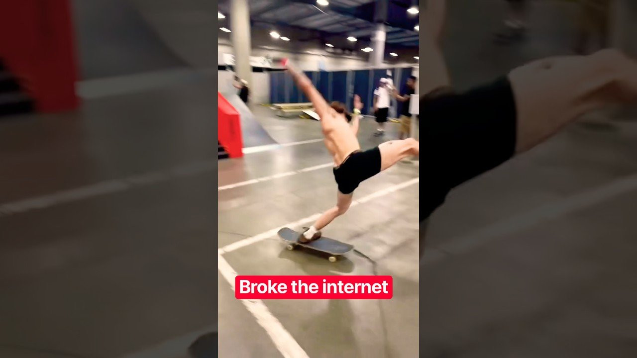 How? What? 🫪<br /><br />Follow em 👉 https://www.instagram.com/playcub?stkn=NTc4MTIwNjQ2YQ==<br /><br />#shorts #shortvideo #skateboarding