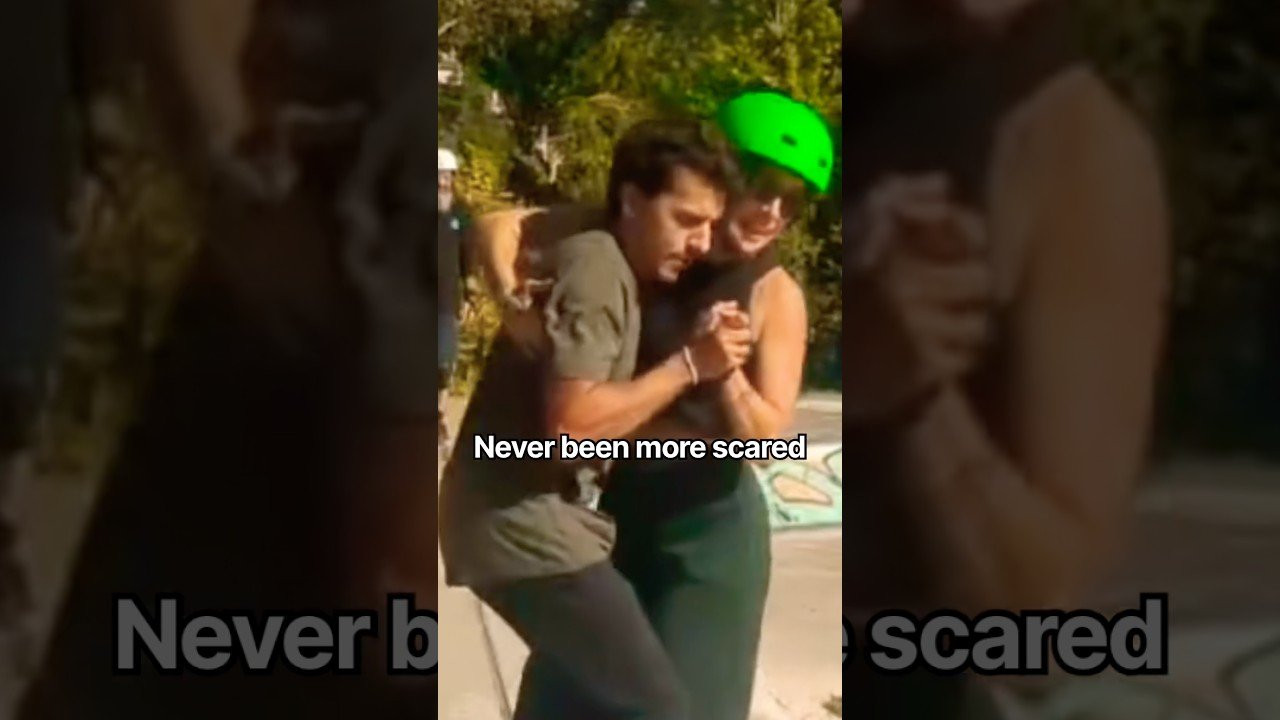 “I TRUSTED HIM 😭” <br /><br />Via Chachou Bidou - Follow em 👉 https://www.instagram.com/auxfraisesetchocolat?xtok=NTc4MTIwNjQ2YQ==<br /><br />#shorts #shortvideo #skateboarding