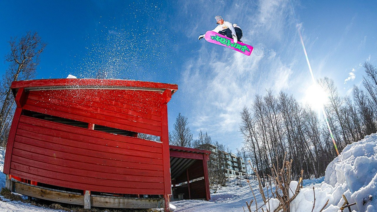 Jesse Augustinus brings back the OG snowboard feeling in 'The Northbound'.<br /><br />In an age of three second clips and same-day social media releases, Jesse is taking a different approach: returning to the roots of snowboarding.<br /><br />Two years in the making. From building a library of roughly 1000 spots, frozen sweat, multi day battles for a single clip, all the way down to the music: 'The Northbound' aims to inspire young people the way Jesse was inspired back in his youth by the snowboarders he looked up to.<br /><br />"A great part can make you want to head outside right away to go snowboarding. That’s the feeling I want to convey with Northbound.”<br /><br />Filmed across Finland, Sweden and Norway<br />Filmers: IV Stuart <br />Post production: Magenta Amsterdam <br />Edit: Thijs Rigterink <br />Grade: Antonino Durante <br /><br />___<br />Experience the world of Red Bull Snow like you have never seen it before. With the best snow action sports clips on YouTube and original series, from skiing to snowboarding, prepare for your "stoke factor" to be at an all time high.<br /><br />Subscribe to Red Bull Snow on YouTube: https://win.gs/SubToRedBullSnow<br /><br />Get the FREE Red Bull TV apps for all your devices: https://go.onelink.me/351027264/35a30660<br /><br />Red Bull Snow on Facebook: https://www.facebook.com/RedBullSnow/<br /><br />Red Bull Snow on Instagram: https://www.instagram.com/redbullsnow<br /><br />Red Bull Snow on TikTok: https://www.tiktok.com/@redbullsnow